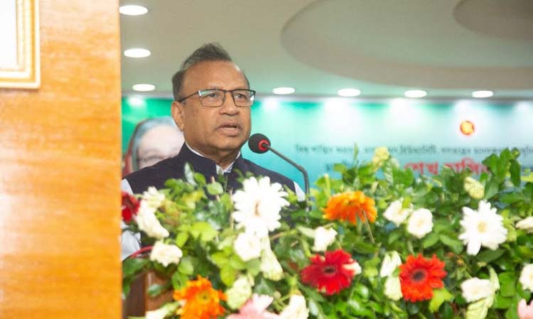 প্রধানমন্ত্রী শেখ হাসিনার দূরদর্শী নেতৃত্বে বাংলাদেশ বিশ্বে মর্যাদাশীল জাতি হিসেবে আত্মপ্রকাশ করেছে : স্থানীয় সরকার মন্ত্রী প্রধানমন্ত্রী শেখ হাসিনার দূরদর্শী নেতৃত্বে বাংলাদেশ বিশ্বে মর্যাদাশীল জাতি হিসেবে আত্মপ্রকাশ করেছে : স্থানীয় সরকার মন্ত্রী