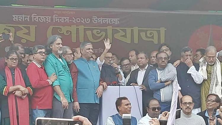 যারা রেলে আগুন দিয়েছে তাদের ক্ষমা নেই : ওবায়দুল কাদের যারা রেলে আগুন দিয়েছে তাদের ক্ষমা নেই : ওবায়দুল কাদের