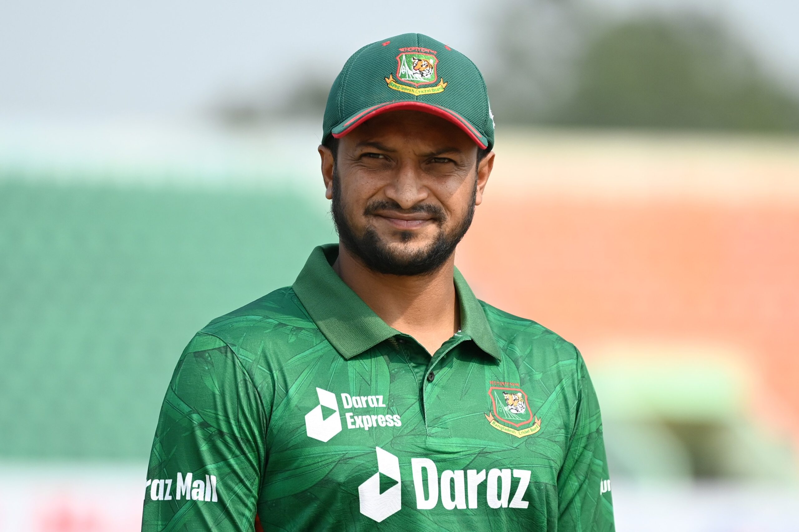 আবারও শীর্ষে সাকিব আবারও শীর্ষে সাকিব