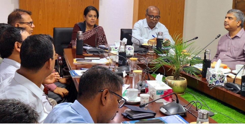 উজানের দেশগুলোর কাছে বন্যা পূর্বাভাসের তথ্য চাওয়া হবে : পানি সম্পদ উপদেষ্টা উজানের দেশগুলোর কাছে বন্যা পূর্বাভাসের তথ্য চাওয়া হবে : পানি সম্পদ উপদেষ্টা