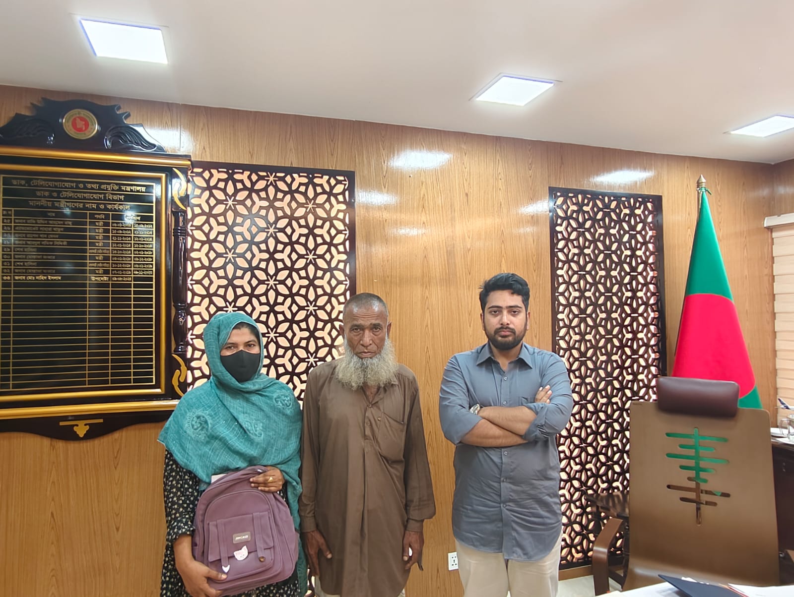 শহীদ পরিবারের দায়িত্ব সরকারের : নাহিদ ইসলাম শহীদ পরিবারের দায়িত্ব সরকারের : নাহিদ ইসলাম