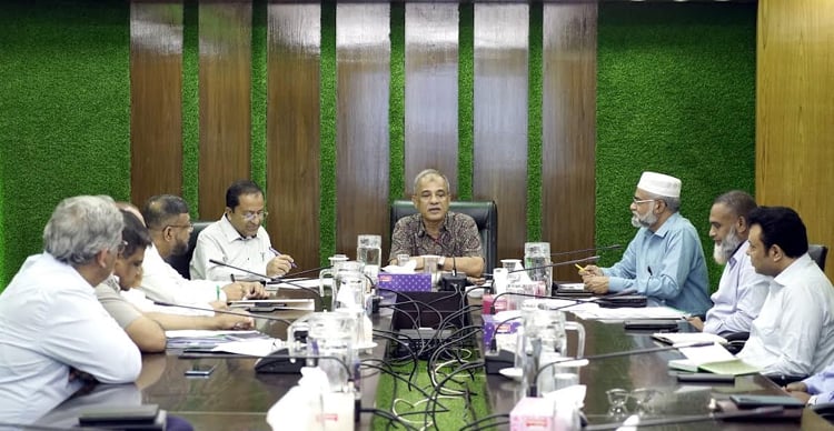 মাদকের গডফাদারদের আইনের আওতায় আনার নির্দেশ স্বরাষ্ট্র উপদেষ্টার মাদকের গডফাদারদের আইনের আওতায় আনার নির্দেশ স্বরাষ্ট্র উপদেষ্টার