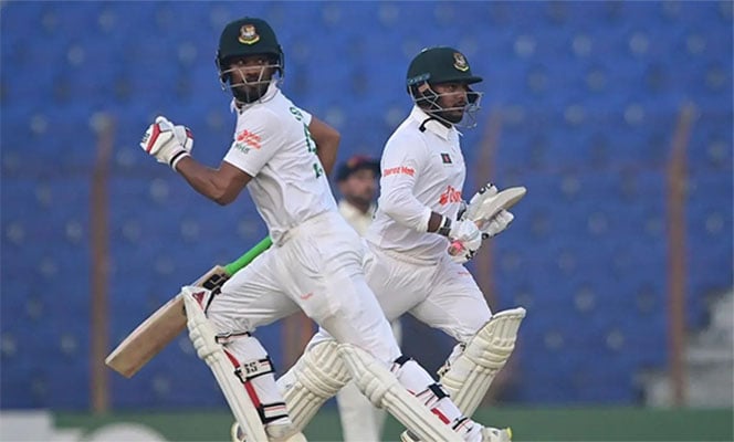 ৬ উইকেট হাতে নিয়ে আরও ৩৫৭ রান করতে হবে বাংলাদেশকে ৬ উইকেট হাতে নিয়ে আরও ৩৫৭ রান করতে হবে বাংলাদেশকে