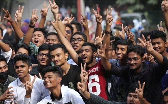 ১ হাজার ৩৮৮ শিক্ষা প্রতিষ্ঠানে শতভাগ শিক্ষার্থী পাশ করেছে ১ হাজার ৩৮৮ শিক্ষা প্রতিষ্ঠানে শতভাগ শিক্ষার্থী পাশ করেছে