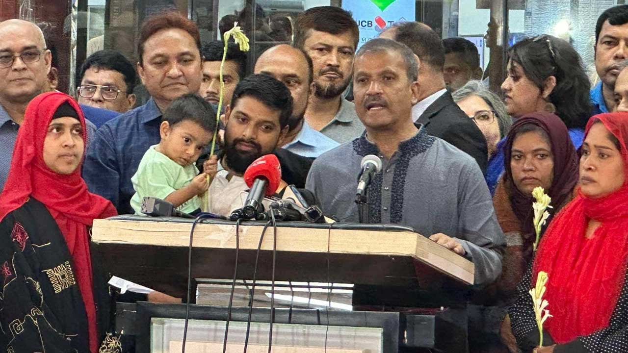 আজ সন্ধ্যায় দেশে ফিরছেন ৬৫ লেবানন প্রবাসী আজ সন্ধ্যায় দেশে ফিরছেন ৬৫ লেবানন প্রবাসী