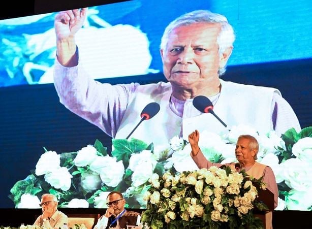 বিপ্লবের মাধ্যমে ছাত্র-শিক্ষক চিন্তার স্বাধীনতা, মুক্তবুদ্ধির চর্চা ফিরে পেয়েছে : অধ্যাপক ইউনূস বিপ্লবের মাধ্যমে ছাত্র-শিক্ষক চিন্তার স্বাধীনতা, মুক্তবুদ্ধির চর্চা ফিরে পেয়েছে : অধ্যাপক ইউনূস