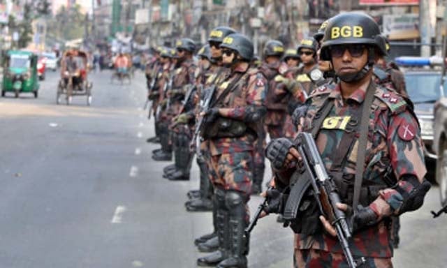 আইনশৃঙ্খলা রক্ষায় সারাদেশে ১৯১ প্লাটুন বিজিবি মোতায়েন আইনশৃঙ্খলা রক্ষায় সারাদেশে ১৯১ প্লাটুন বিজিবি মোতায়েন