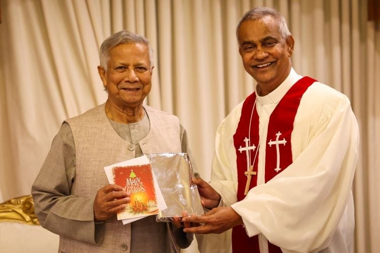 ধর্মের শান্তির বাণী নিজের মধ্যে স্থাপন করতে হবে : বড়দিন উপলক্ষে প্রধান উপদেষ্টার শুভেচ্ছা বিনিময় ধর্মের শান্তির বাণী নিজের মধ্যে স্থাপন করতে হবে : বড়দিন উপলক্ষে প্রধান উপদেষ্টার শুভেচ্ছা বিনিময়