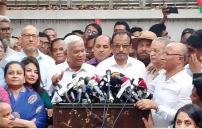 প্রধান উপদেষ্টা ও দেশবাসীর প্রতি কৃতজ্ঞতা প্রকাশ করেছেন বিএনপি’র চেয়ারপার্সন : ডা. জাহিদ প্রধান উপদেষ্টা ও দেশবাসীর প্রতি কৃতজ্ঞতা প্রকাশ করেছেন বিএনপি’র চেয়ারপার্সন : ডা. জাহিদ
